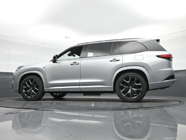 New 2026 Lexus TX 500h AWD image 19