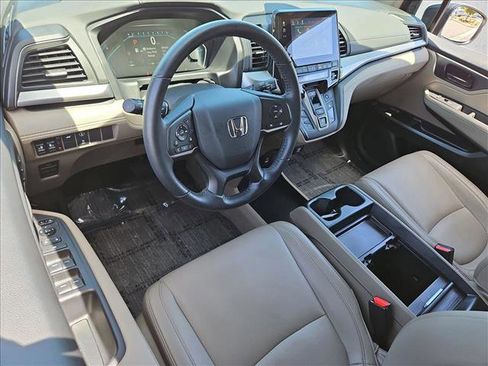 Used 2024 Honda Odyssey EX-L image 10