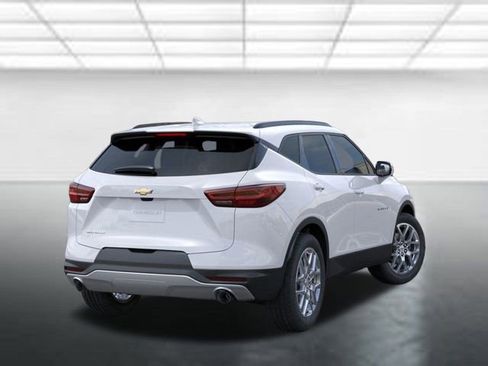 New 2025 Chevrolet Blazer LT w/ Sound & Technology Package image 4