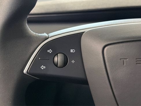 Used 2025 Tesla Model 3 Long Range RWD image 22