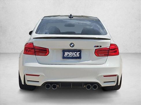 Used 2018 BMW M3 RWD image 7