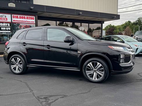 Used 2024 Mitsubishi Outlander Sport AWD image 3