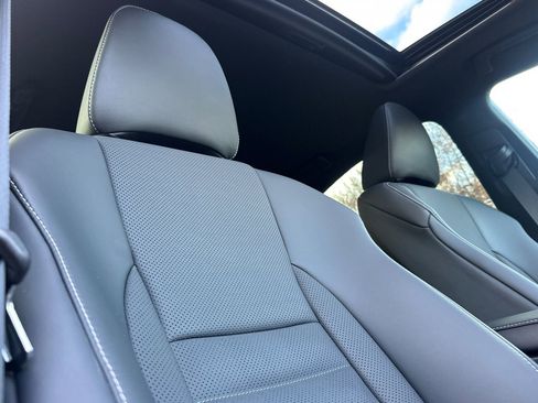 Used 2024 Lexus IS 500 image 20