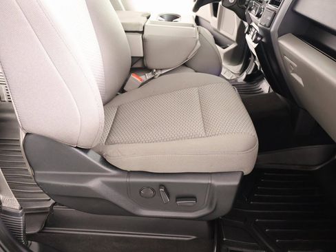 Used 2020 Ford F150 XLT w/ Equipment Group 302A Luxury image 13