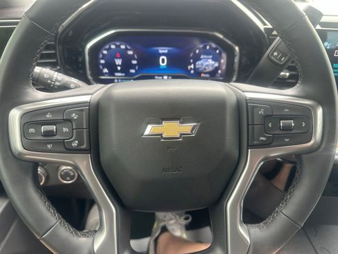 Used 2024 Chevrolet Silverado 1500 LT w/ Z71 Off-Road Package AWD/4WD image 28