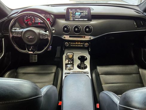 Used 2019 Kia Stinger GT2 image 28