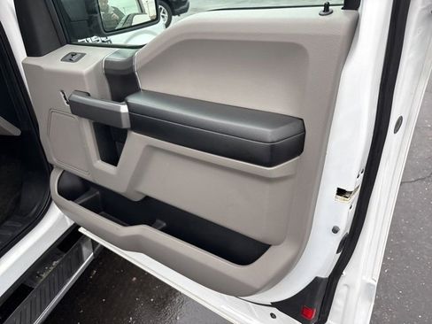 Used 2015 Ford F150 XLT w/ Equipment Group 301A Mid image 7