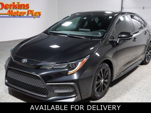Used 2020 Toyota Corolla SE FWD image 1