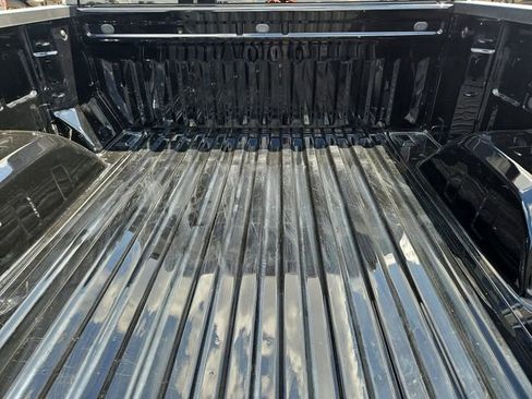 Used 2024 Chevrolet Silverado 1500 RST image 17