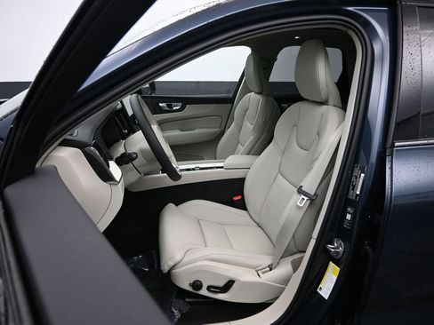 New 2026 Volvo XC60 T8 Ultra w/ Protection Package Premier image 20