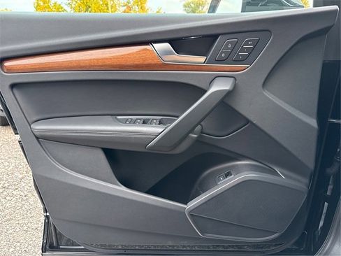 Used 2021 Audi Q5 2.0T Premium Plus image 22