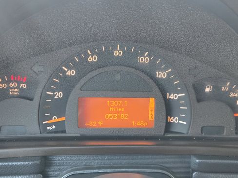 Used 2004 Mercedes-Benz C 320 Sedan image 27