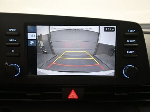 Used 2026 Hyundai Elantra Sport FWD image 17