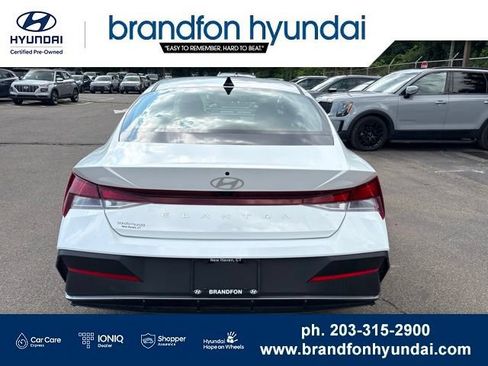 Certified 2024 Hyundai Elantra SEL FWD image 5