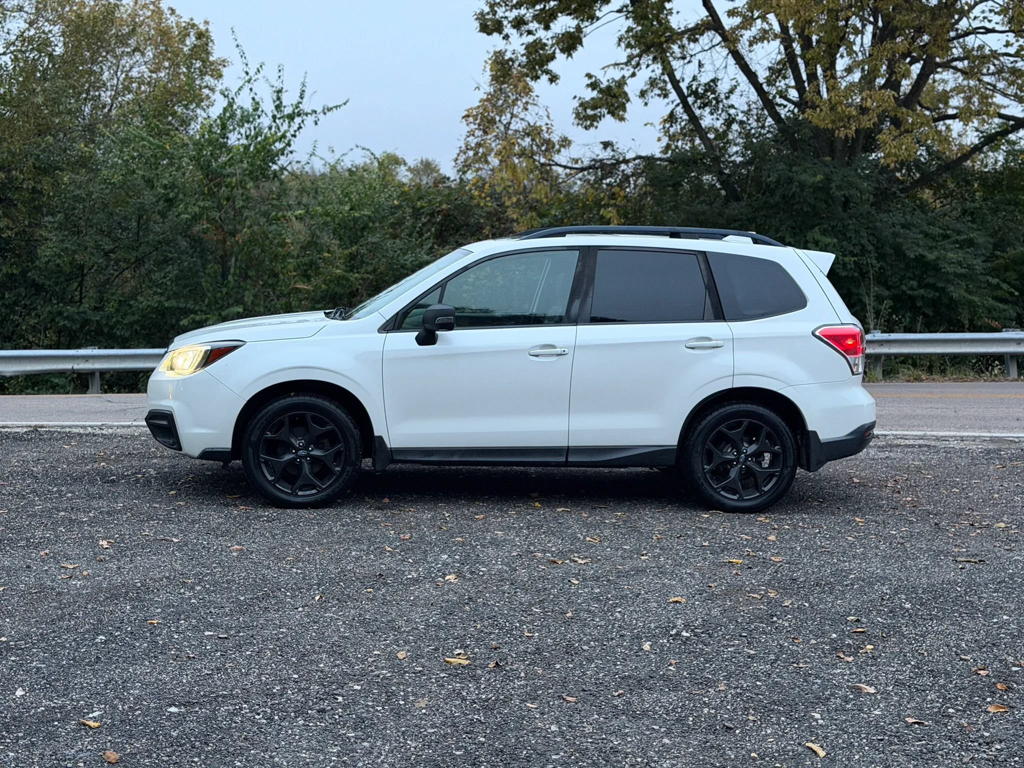 Used 2018 Subaru Forester 2.5i Premium w/ Protection Package #1 AWD/4WD image 4