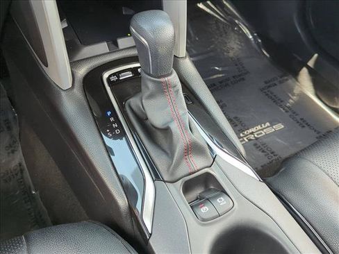 Used 2025 Toyota Corolla Cross AWD Hybrid image 12
