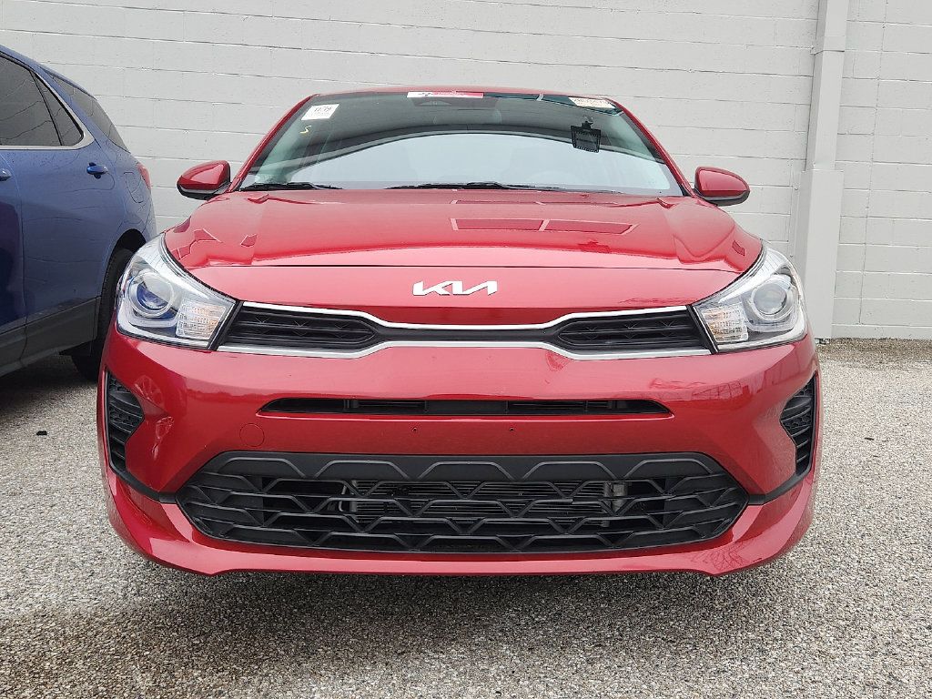 Used 2023 Kia Rio S w/ Technology Package FWD image 2