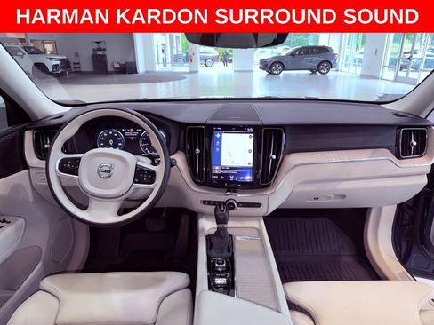 Used 2020 Volvo XC60 T6 Inscription AWD/4WD image 12