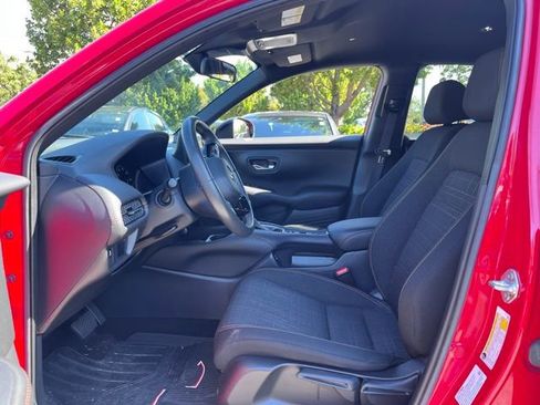 Used 2024 Honda HR-V Sport image 7