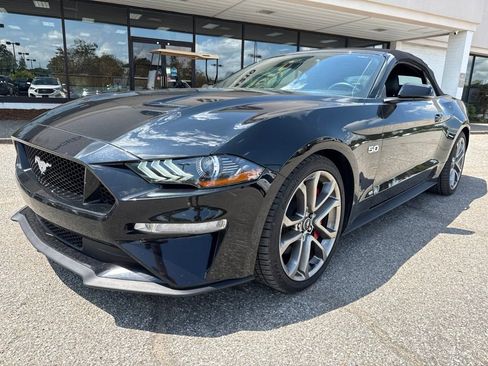 Used 2018 Ford Mustang GT Premium w/ Equipment Group 401A RWD image 6