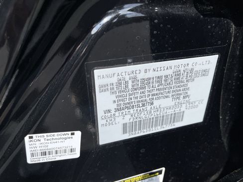 Used 2025 Nissan Kicks SR AWD/4WD image 32