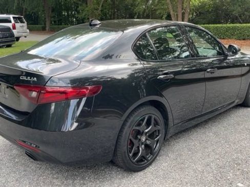 Used 2022 Alfa Romeo Giulia Ti w/ Active Assist Plus Package AWD/4WD image 9