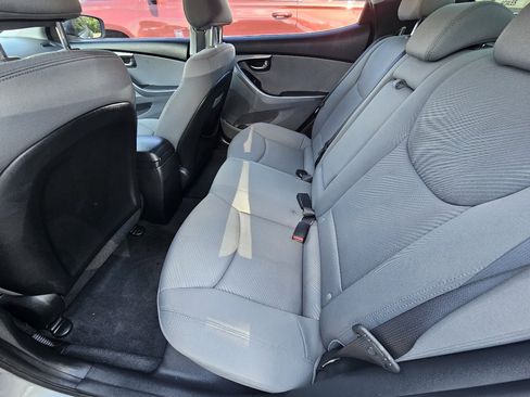 Used 2013 Hyundai Elantra GLS w/ Preferred Pkg image 13