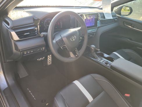Certified 2026 Toyota Camry SE FWD image 18