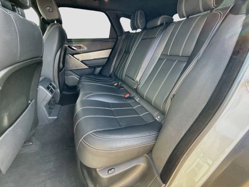 Used 2019 Land Rover Range Rover Velar R-Dynamic SE AWD/4WD image 20