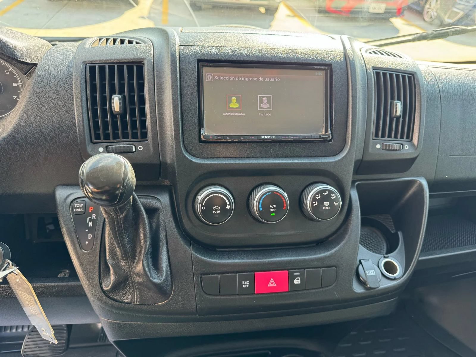 Used 2015 RAM ProMaster 1500 FWD image 16