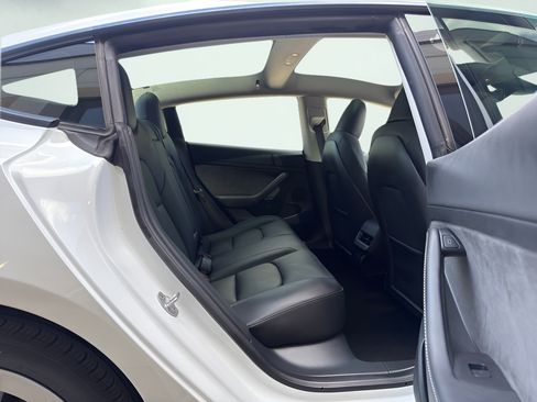 Used 2023 Tesla Model 3 Standard Range RWD image 28
