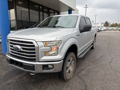 Used 2016 Ford F150 XLT w/ Equipment Group 301A Mid
