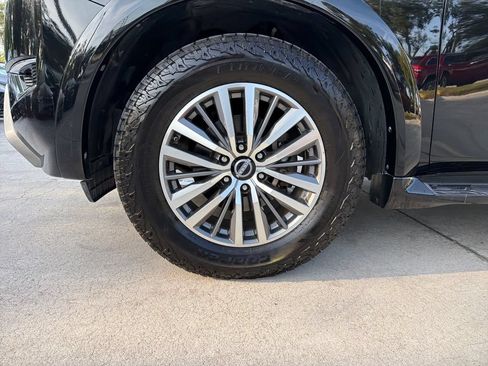 Used 2021 Nissan Armada SL w/ Captain's Chairs Package RWD image 11