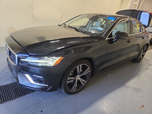 Used 2021 Volvo S60 T5 Inscription AWD/4WD image 4