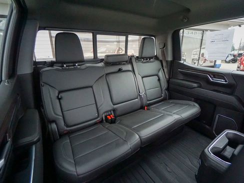 Used 2024 GMC Sierra 1500 SLT w/ SLT Premium Plus Package image 35