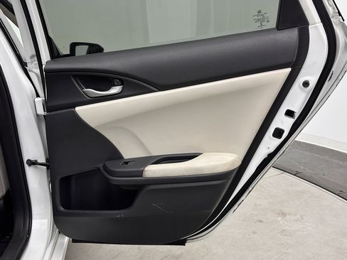 Used 2021 Honda Insight EX image 29