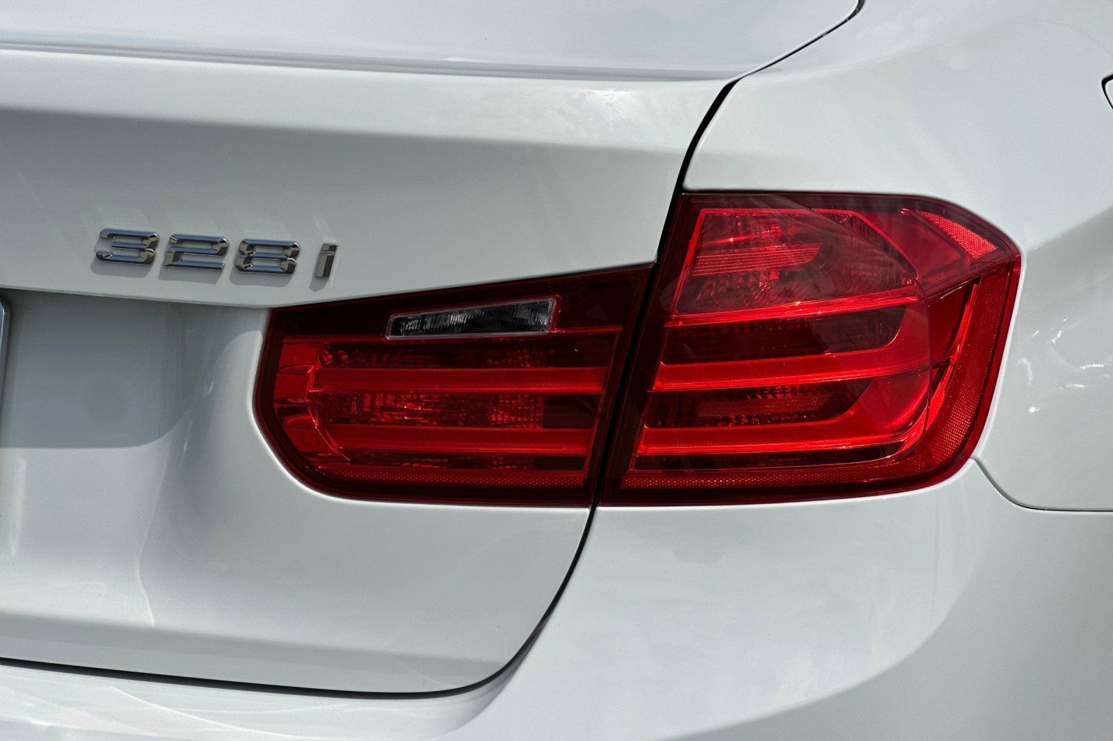 Used 2015 BMW 328i Sedan RWD image 25