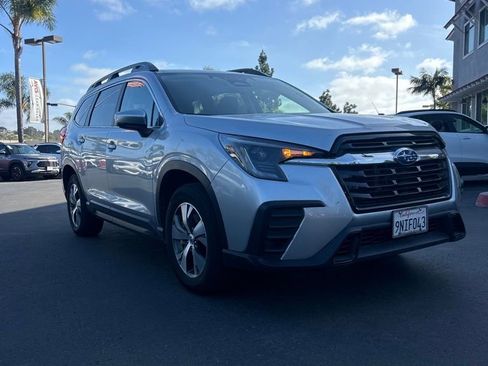 Used 2025 Subaru Ascent Premium AWD/4WD image 4