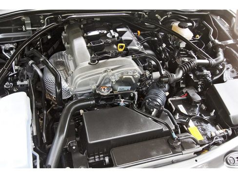 Used 2023 MAZDA MX-5 Miata Grand Touring RWD image 29