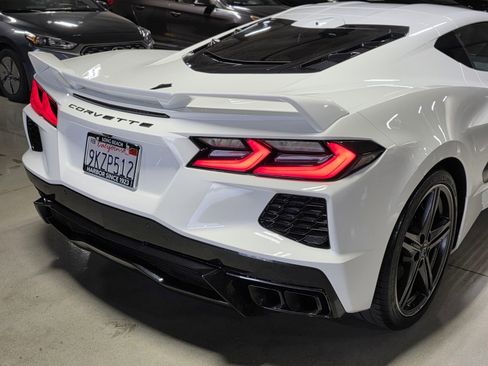 Used 2024 Chevrolet Corvette Stingray Preferred Cpe w/ Z51 Performance Package image 16