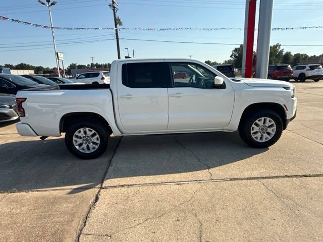 Used 2023 Nissan Frontier SV AWD/4WD image 8