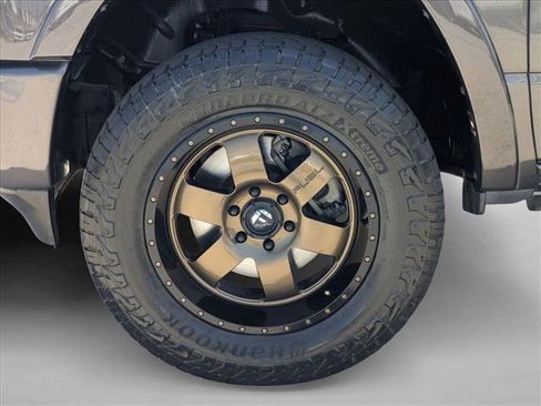 Used 2019 RAM 1500 Laramie w/ Sport Appearance Package AWD/4WD image 24