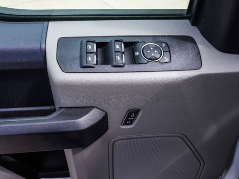 Used 2022 Ford F250 XL w/ STX Appearance Package AWD/4WD image 34