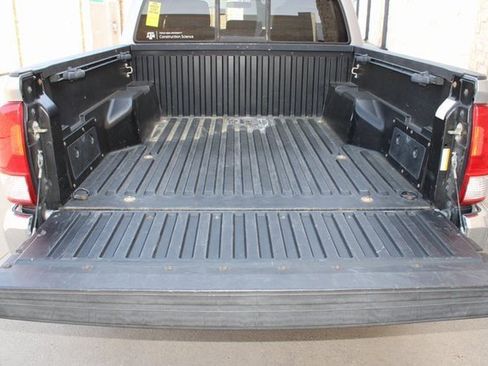 Used 2016 Toyota Tacoma SR5 w/ Towing Package image 24