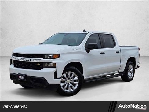 Used 2020 Chevrolet Silverado 1500 Custom w/ Custom Value Package image 1
