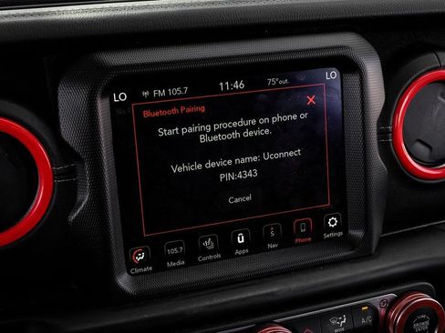 Used 2022 Jeep Wrangler Unlimited Sahara w/ Cold Weather Group AWD/4WD image 41