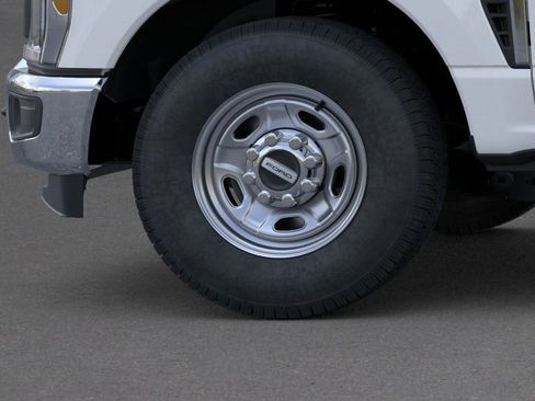 New 2026 Ford F350 XL w/ XL Chrome Package RWD image 19