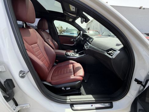 Used 2022 BMW 330i xDrive Sedan w/ M Sport Package AWD/4WD image 26