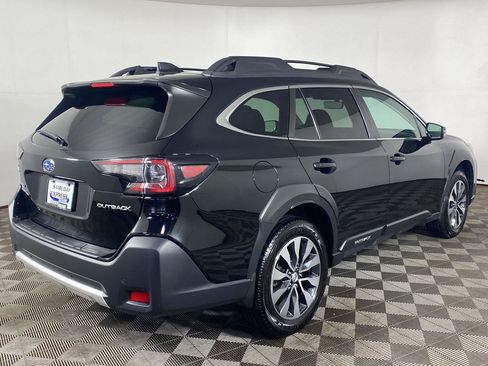 Used 2023 Subaru Outback Limited XT AWD/4WD image 5