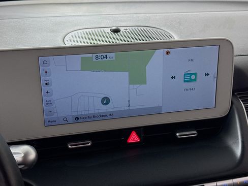 Used 2024 Hyundai Ioniq 5 SEL image 2